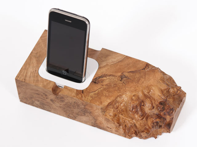iPod / iPhone Console 